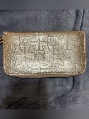 Fashion Metallic Gold Zip Wallet